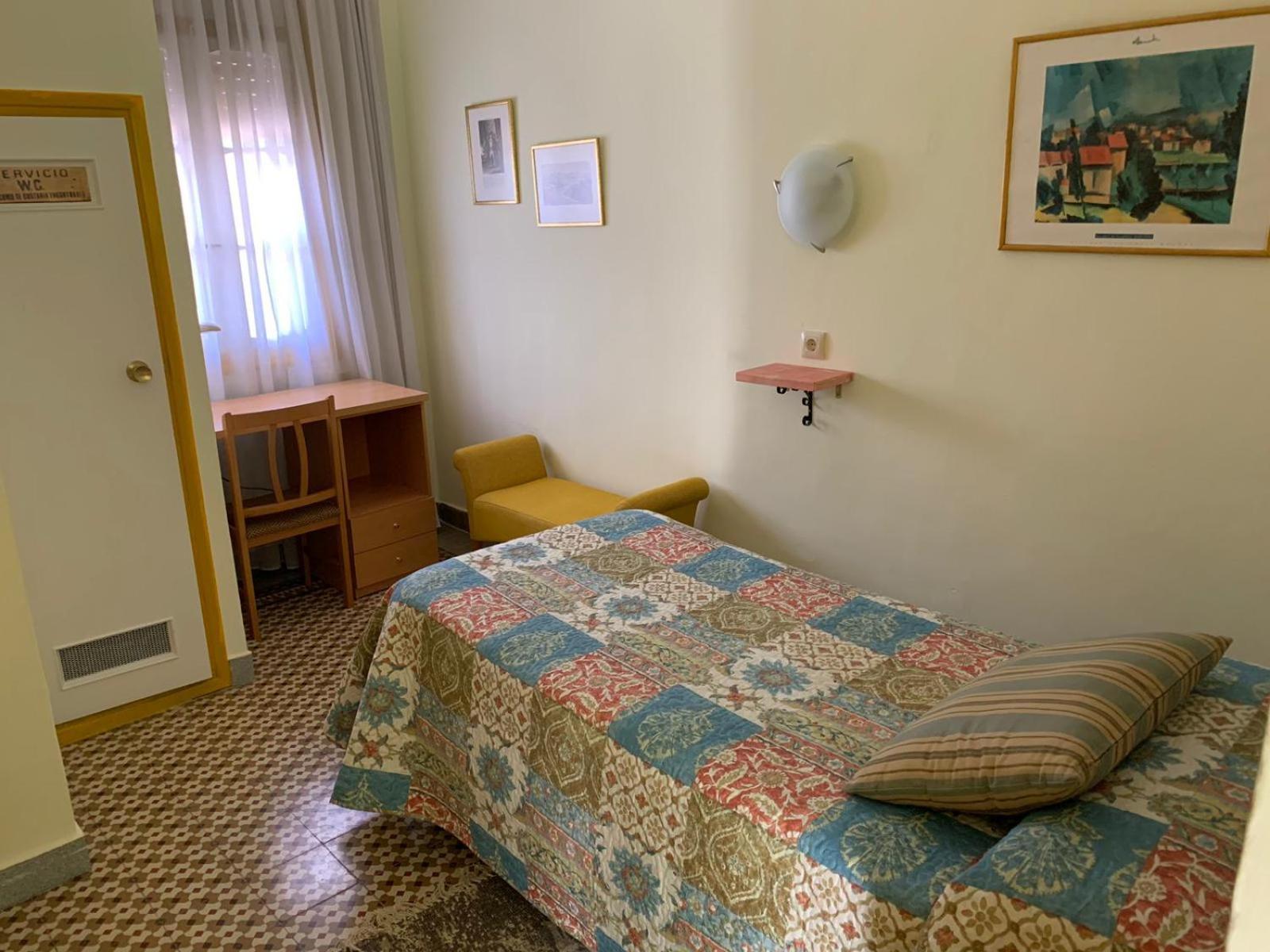 Hotel Ermita Del Carmen Hijar à Hijar  Extérieur photo